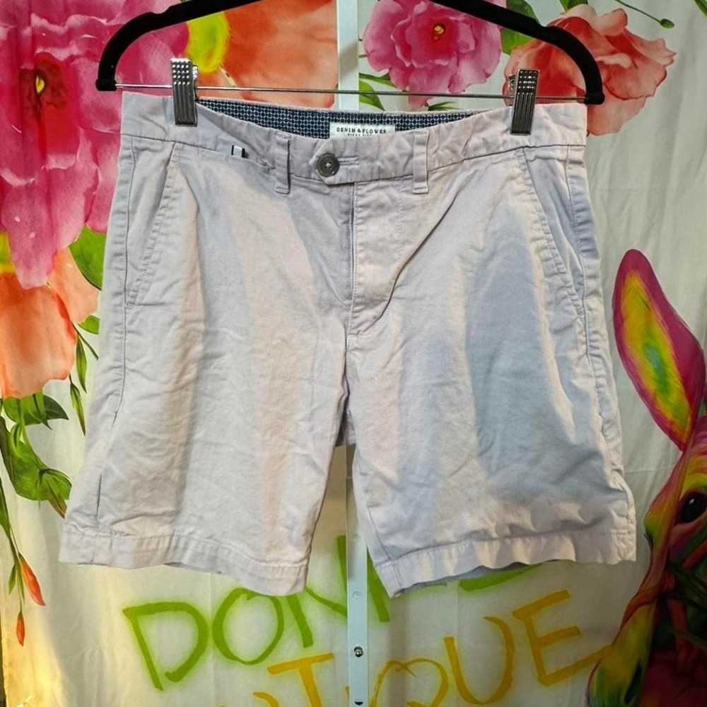 B12. Denim & Flower - Light lavender  shorts with a relaxed fit. Size: 29"